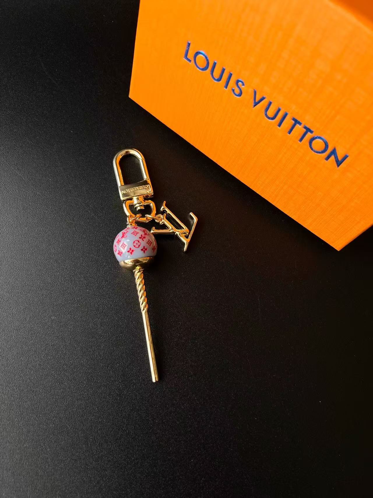 Candy Charm Keychain – Cute Luxury-Inspired Bag Pendant Accessory