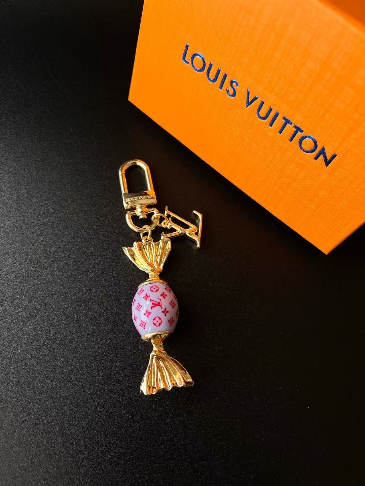 Candy Charm Keychain – Cute Luxury-Inspired Bag Pendant Accessory