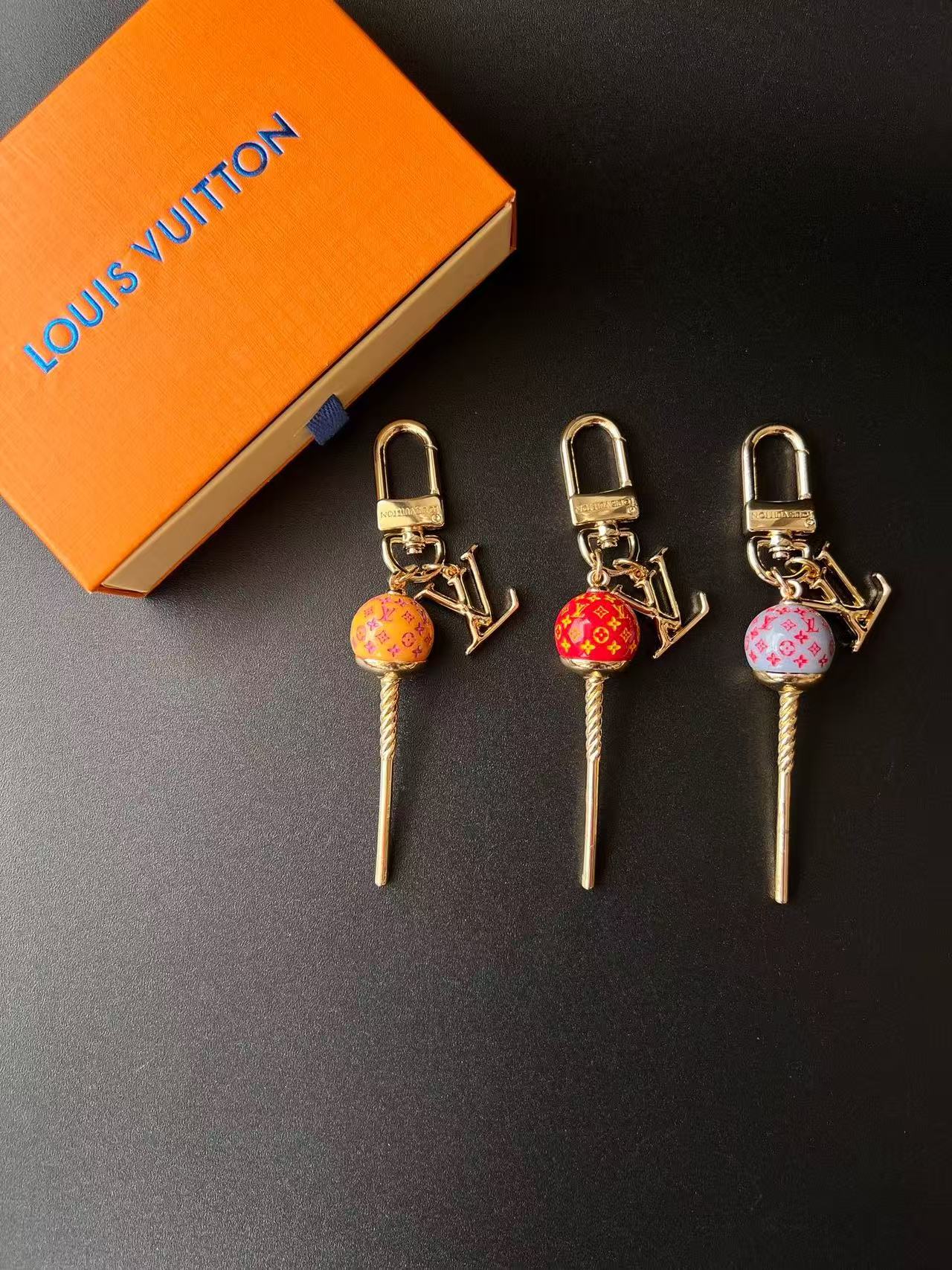 Candy Charm Keychain – Cute Luxury-Inspired Bag Pendant Accessory