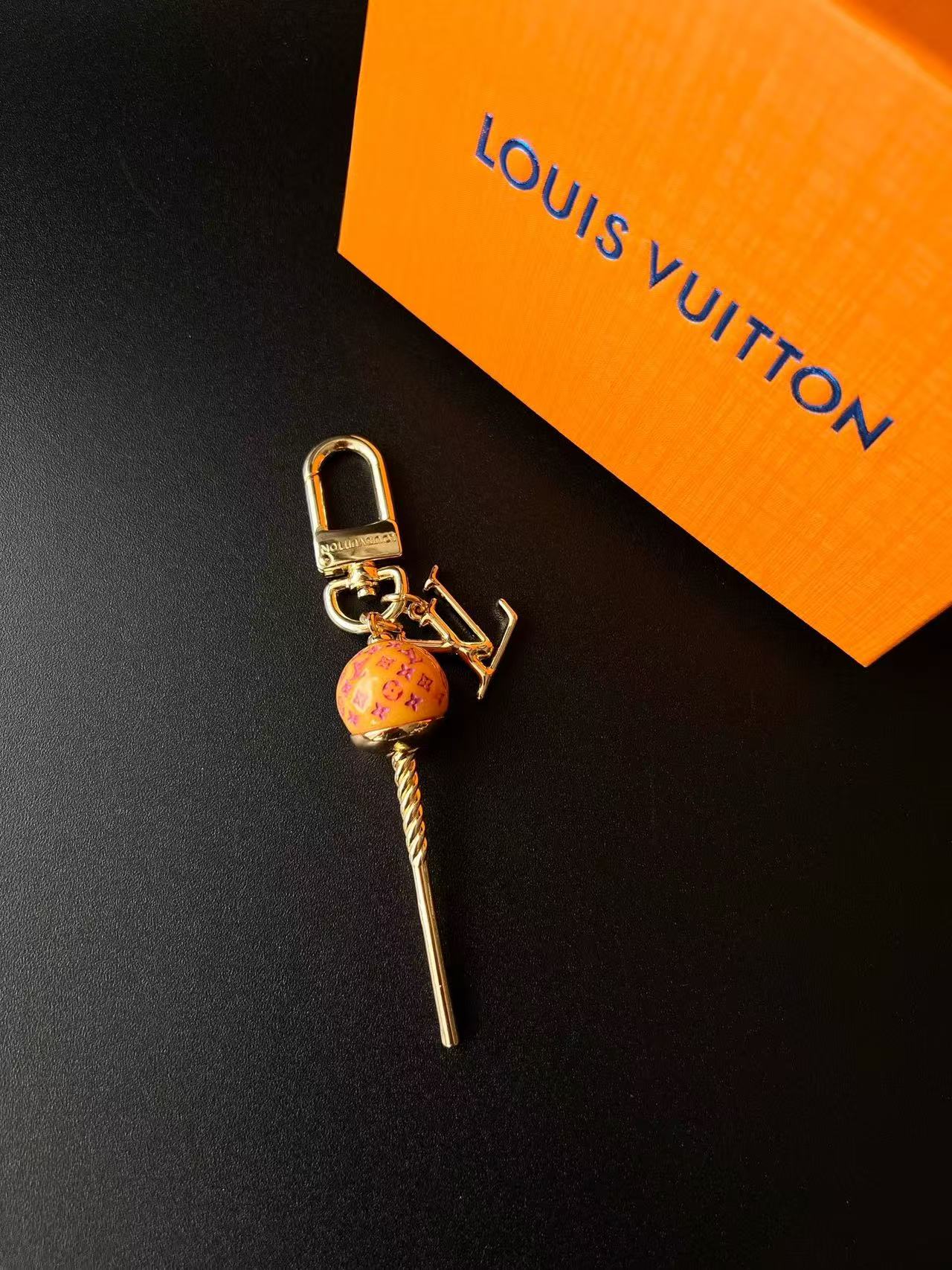 Candy Charm Keychain – Cute Luxury-Inspired Bag Pendant Accessory