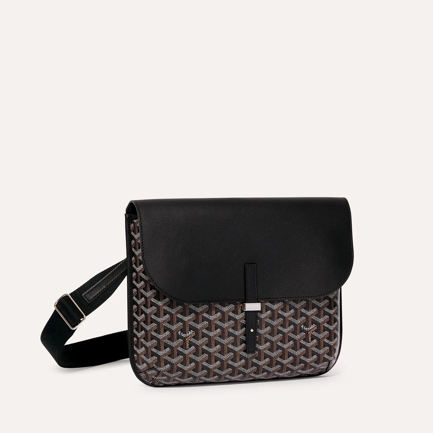 Leather Crossbody Messenger Bag – Elegant Everyday Shoulder Bag