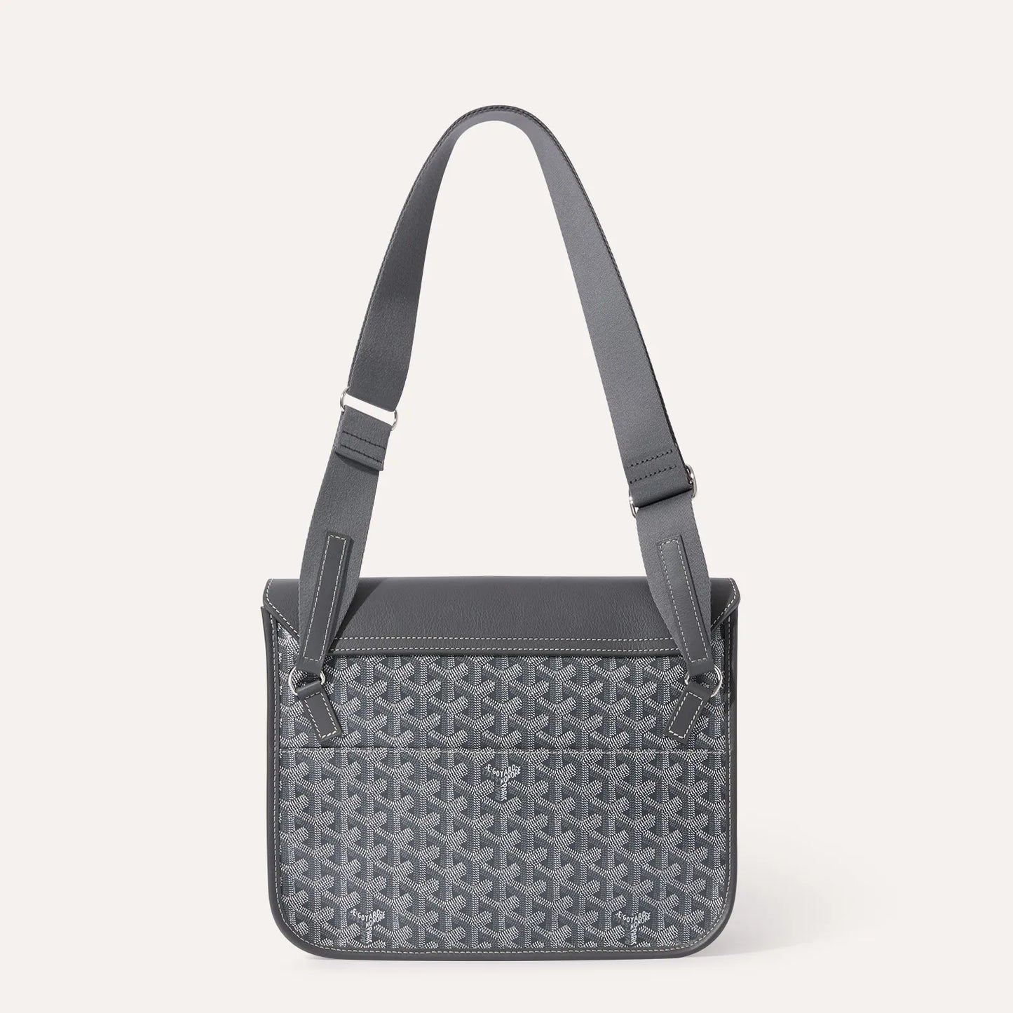 Leather Crossbody Messenger Bag – Elegant Everyday Shoulder Bag