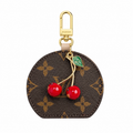 Cherry Mirror Keychain Charm – Stylish Bag Accessory with Cute Fruit Detail